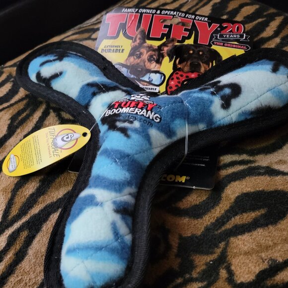 Tuffy Dog Toy med/lg Boomerang New! - Picture 2 of 4
